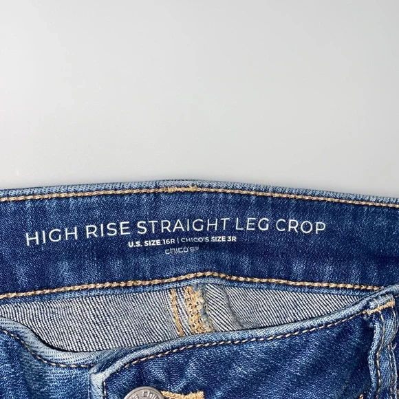 Chicos High Rise Straight Leg Crop sz16R - Picture 4 of 7